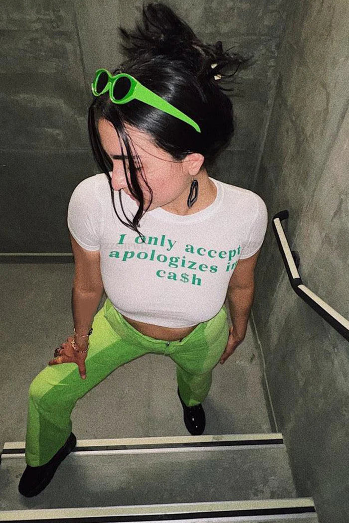 "I Only Accept Apologizes in Cash" Baby Tee Crop Top – Trendy & Bold Statement