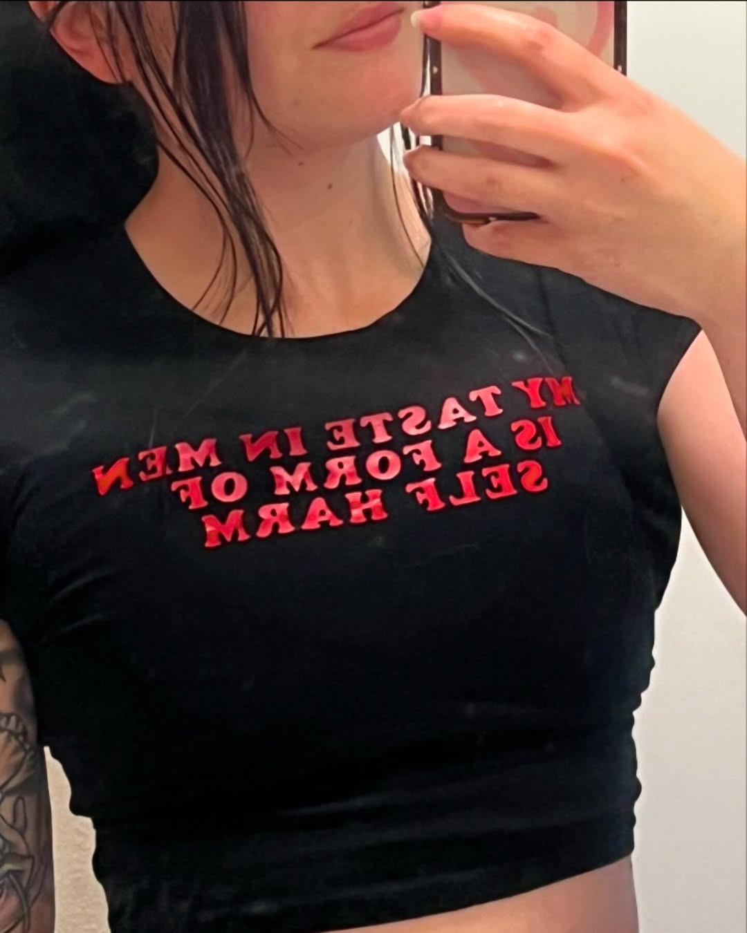 Edgy Black Baby Tee Crop Top – Bold Statement Graphic for Women