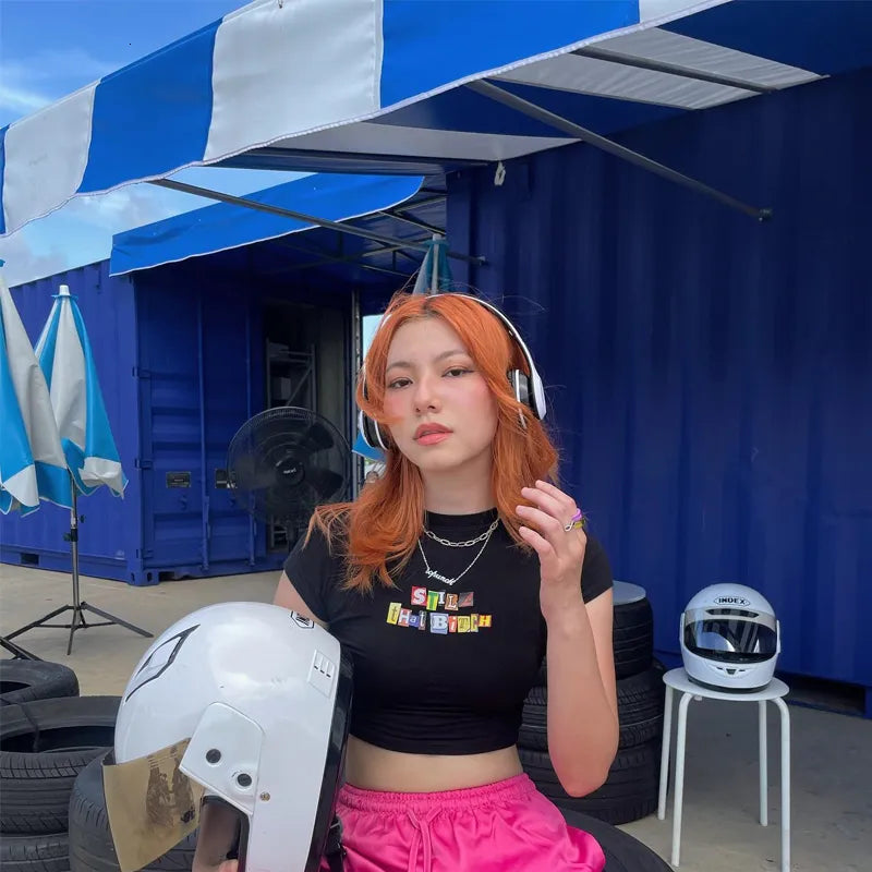 Still That Bitch Baby Tee in Black – Crop Top for Baddies, BFFs & Main Characters