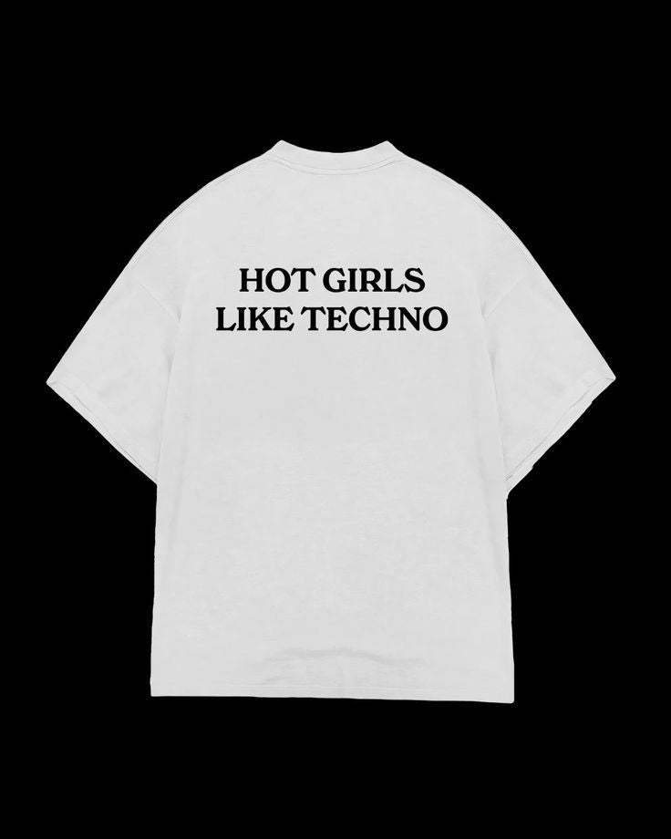 oversized-tshirt-hot-girls-like-techno-black-white-back-view.jpg
