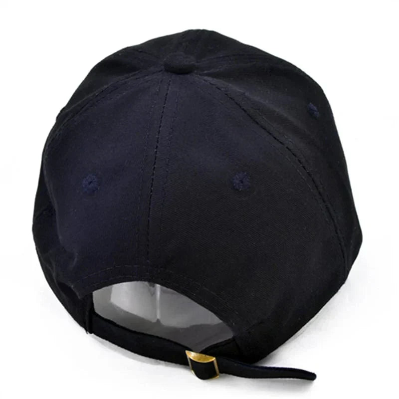black-embroidered-golf-cap.webp