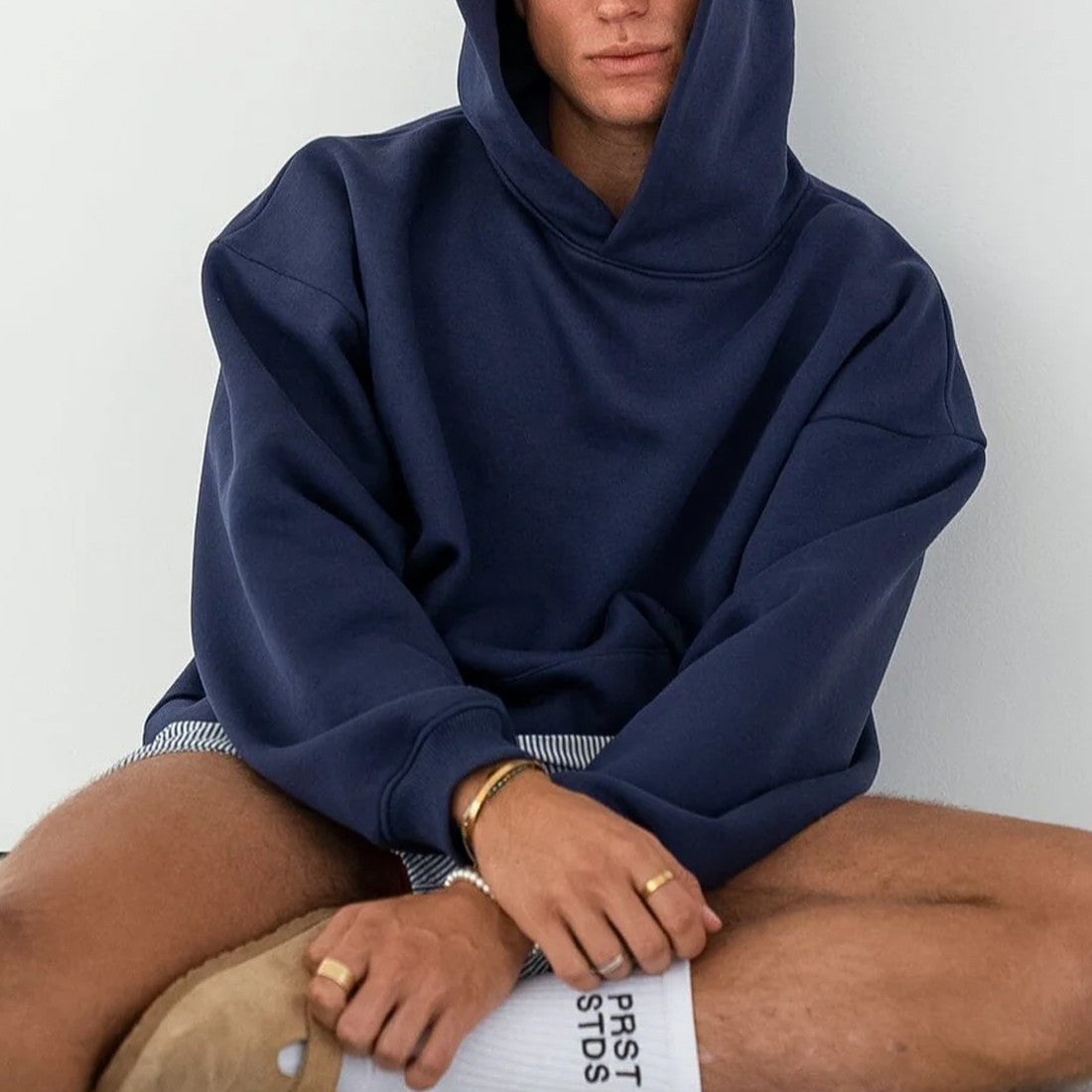 mens-oversized-navy-blue-hoodie-400gsm-close-view-india.jpg.jpg