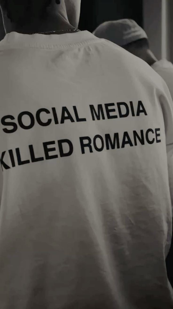 Unisex Oversized "Social Media Killed Romance" Graphic T-Shirt – White